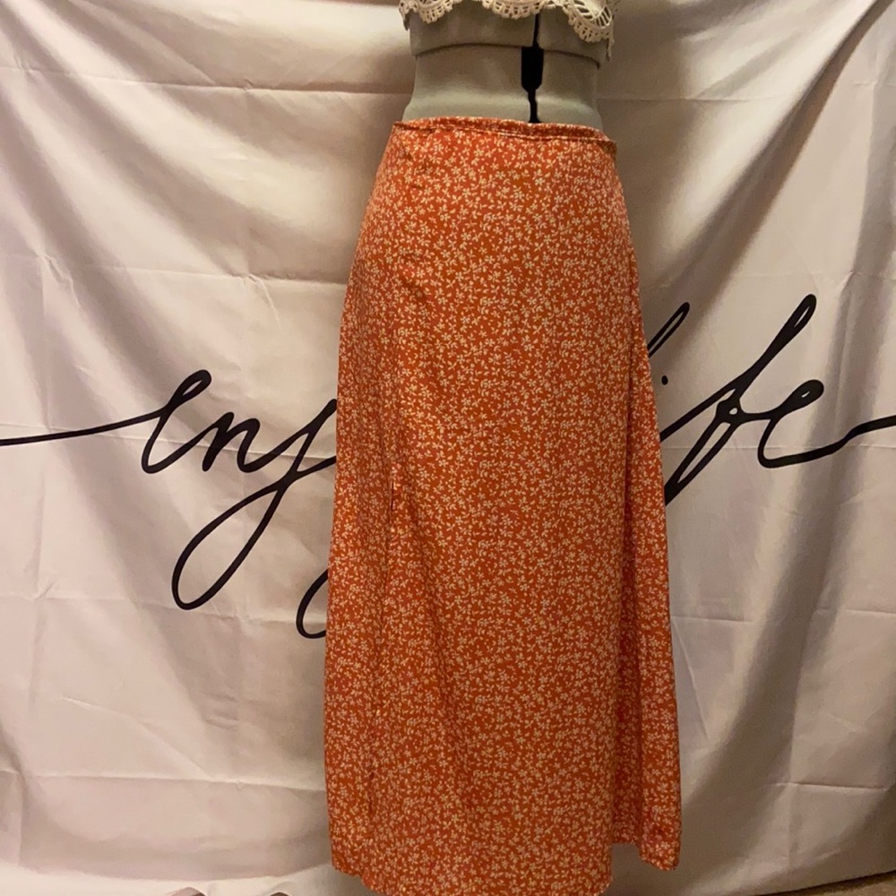 Midi skirt